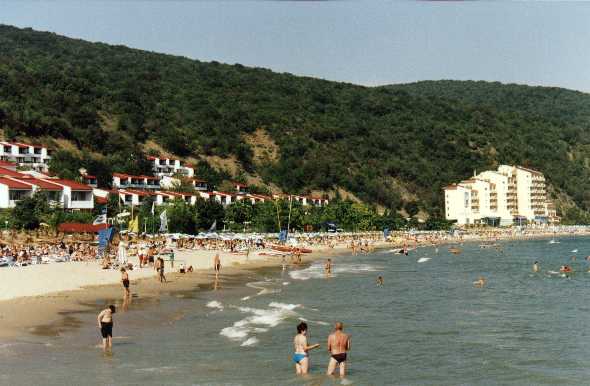 Strand vor dem Hotel
